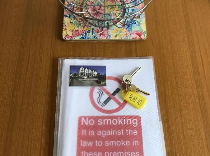 Brialene Flats Apartman *