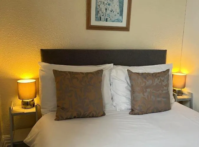 Brialene Flats Scarborough