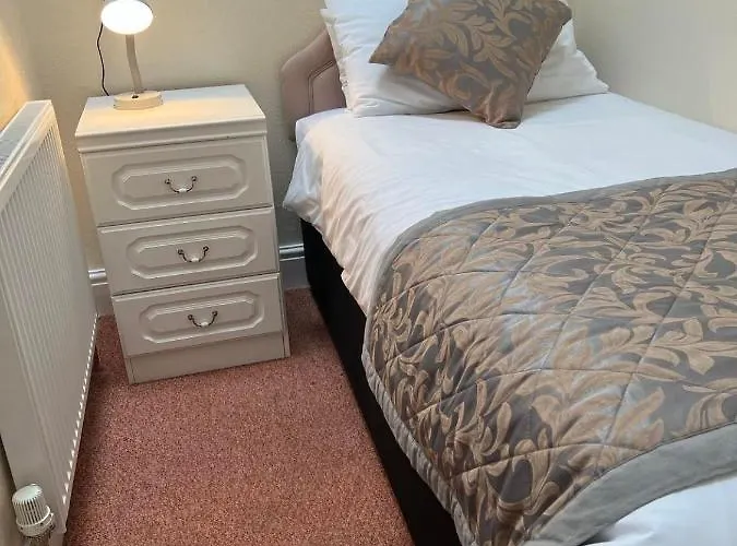 Brialene Flats Scarborough